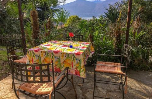 Porto Valtravaglia Apartment | Family-Friendly Appartamento Ibisco with High Guest Ratings