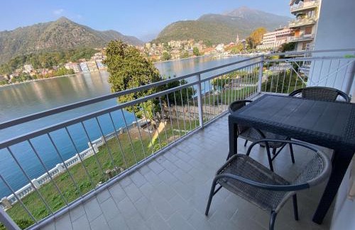 Omegna Apartment | Serene Appartamento il Cedro with Private Beach & Ocean View