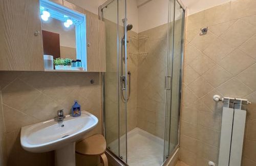 Terni Apartment | Cozy Appartamento Il Girasole: Pet Friendly in Terni