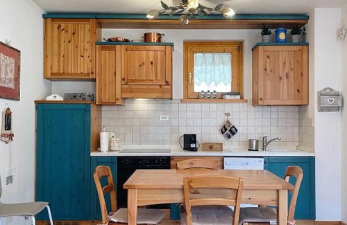 Ponte di Legno Apartment | Discover Appartamento il Sole: Pet-Friendly & Accessible Stay
