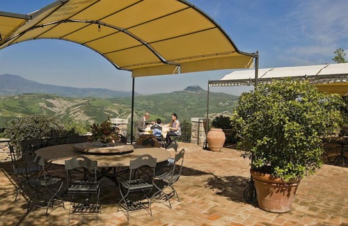 Celle sul Rigo Apartment | Relaxing Stay at Appartamento in Agriturismo Il Poggio