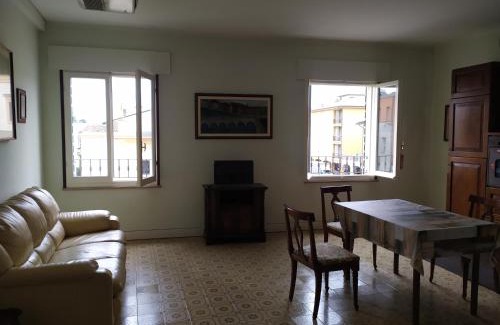 Poviglio Apartment | Convenient Apartment in Central Poviglio – Family Friendly Stay