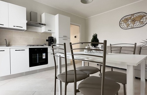 San Vitaliano Apartment | Central Apartment with Kitchen & Breakfast - Rated 10/10