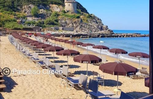 Sabaudia Apartment | Oceanfront Retreat: Appartamento Punta di Sabaudia