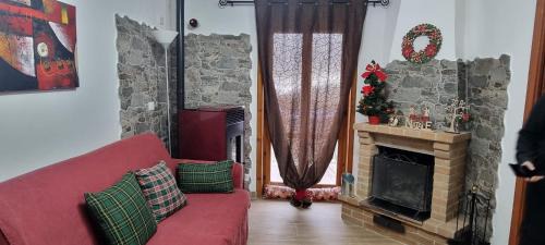 Pizzoferrato Apartment | Relax in Appartamento in una valle di Luce with Great Amenities