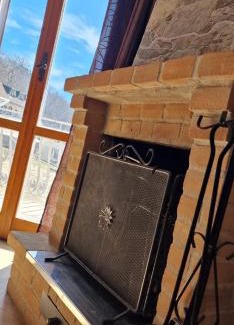 Pizzoferrato Apartment | Relax in Appartamento in una valle di Luce with Great Amenities