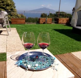Sant'Agata sui Due Golfi Villa | Villa Apartment with Terrace and Gulf View, Pet Friendly