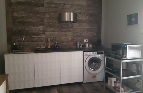 Caltanissetta Apartment | Family-Friendly Appartamento in Villa with Kitchen Access