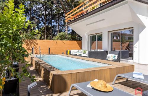 Mondello Apartment | Elegant Villa Apartment with Private Pool and Ocean Views