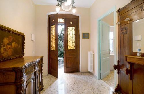 Sanremo Apartment | Rated 10/10: Appartamento in Villa La Baronessa Awaits!