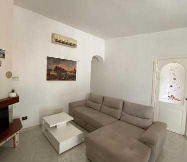 Ischia Porto Apartment | Family-Friendly Getaway at Appartamento Ischia DM