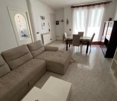Ischia Porto Apartment | Family-Friendly Getaway at Appartamento Ischia DM