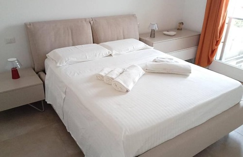 Rivoltella Apartment | Family-Friendly Stay at Appartamento da Mery - 9.7/10 Rated