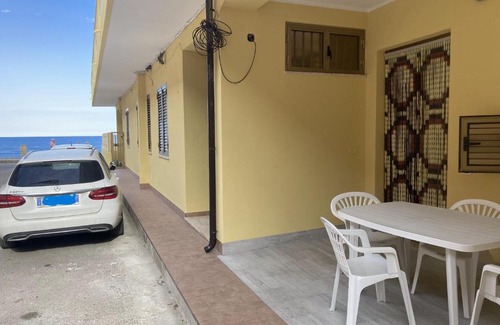 Isola di Capo Rizzuto Apartment | Oceanfront Apartment with Spectacular Views and Great Ratings