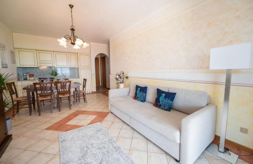 Polpenazze del Garda Apartment | Inviting Appartamento Katy: Pool, Breakfast & Hot Tub Fun