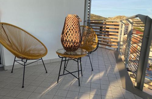 Roseto degli Abruzzi Apartment | Oceanfront Apartment with Terrace & Pet-Friendly Amenities