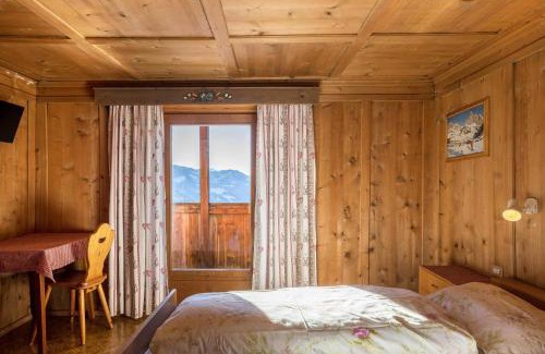 Giogo Piccolo Apartment | Family-Friendly Appartamento Primo Piano with Great Reviews