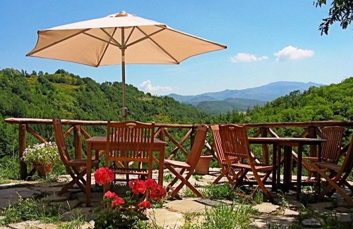 Caprese Michelangelo Apartment | Pet-Friendly Appartamento with Pool & Breakfast - 5 Stars