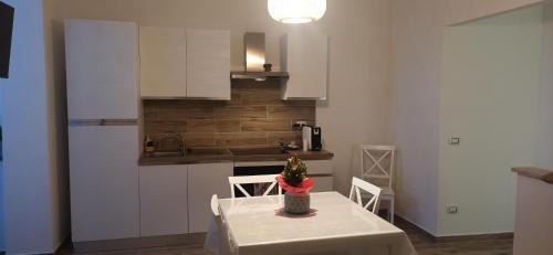 Cisterna di Latina Apartment | Family-Friendly Stay at Appartamento Jlenia with Kitchen