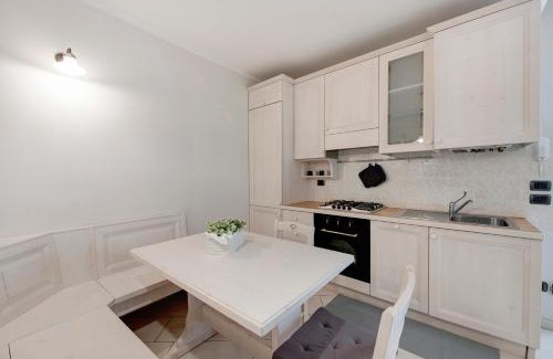 Vallio Terme Apartment | Pet-Friendly Appartamento La Corte del Pozzo for Families