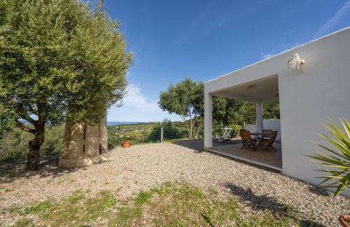 Tertenia Apartment | Top-Rated Appartamento La Ginestra - Family-Friendly Retreat