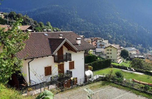 Molveno Apartment | Guest Rated: 9.9 at Appartamento la Regina del Lago