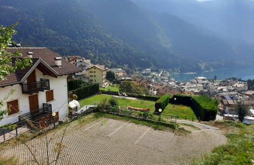 Molveno Apartment | Guest Rated: 9.9 at Appartamento la Regina del Lago