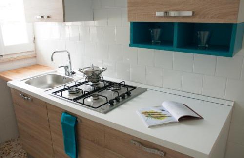 Lido Conchiglie Apartment | Oceanfront Appartamento La Vela: Guest Rated 9/10