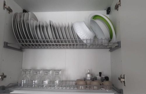 Lido Conchiglie Apartment | Cozy Appartamento Le Perle: Pet and Child Friendly Retreat