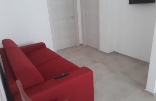 Lido Conchiglie Apartment | Cozy Appartamento Le Perle: Pet and Child Friendly Retreat