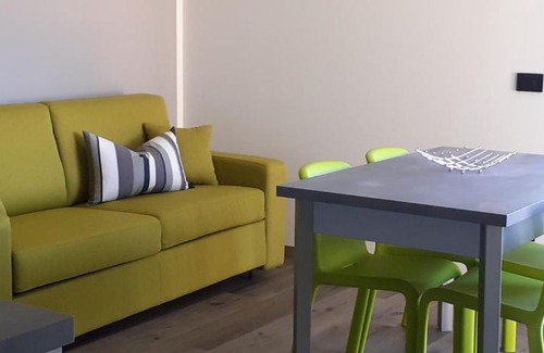Campagnola Apartment | Pet-Friendly Appartamento Leccino with 9.8/10 Guest Rating