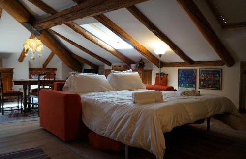Bardonecchia Apartment | Oceanfront Appartamento Les Cimes with Breakfast & Views