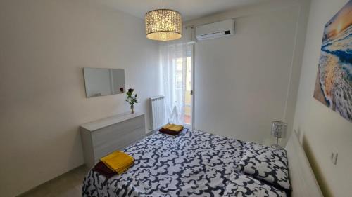 Casabianca di Fermo Apartment | Appartamento Lido di Fermo vista mare, a 50m dalla spiaggia, 1 piano ascensore