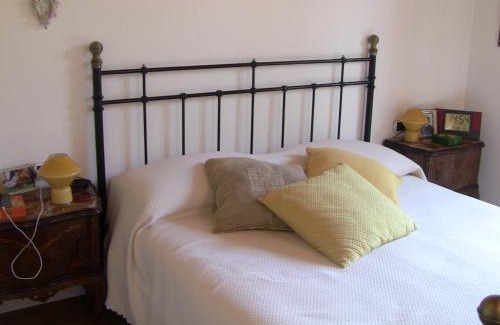Paratico Apartment | Scenic Stay at Appartamento Luisa by Lake Iseo