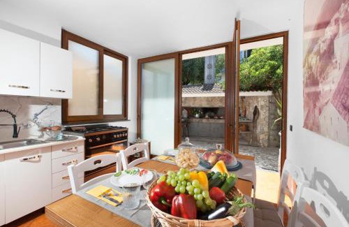Sant'Agata sui Due Golfi Villa | Elegant Villa Apartment with Private Terrace and Ocean Views