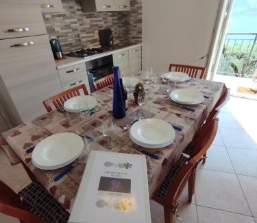 Assenza Apartment | Discover Appartamento Malva: Pet-Friendly Retreat with Hot Tub