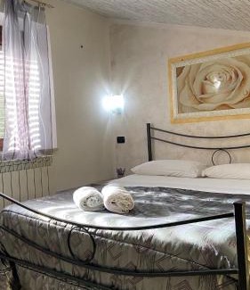 Viggianello Apartment | Charming Apartment in the Heart of Pollino with Great Amenities