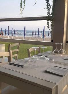Ardea Apartment | Oceanfront Appartamento Marina D’Ardea with Spectacular Views