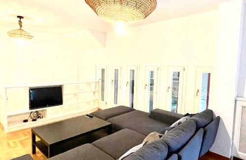 Zona LIII Tomba di Nerone Apartment | Nature-Inspired Apartment Near San Pietro Hospital