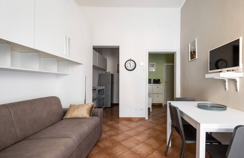 Saragozza-Porto Apartment | Serene Apartment in Saffi, Ideal for Families and Relaxation
