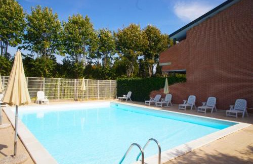 Piombino Apartment | Pet-Friendly Stay at Appartamento Oleandro - 4-Star Comfort