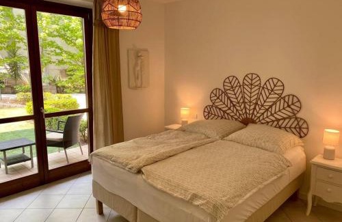Pulciano Apartment | Seaside Retreat: Appartamento Oliva with Pool & High Ratings