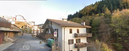 Oltre il Colle Apartment | Pet-Friendly Appartamento Oltre il Colle with 8.8/10 Rating
