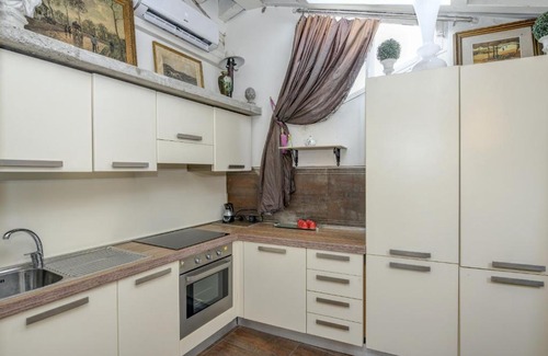 Bogliaco Apartment | Family-Friendly Appartamento Orchidea with Great Reviews