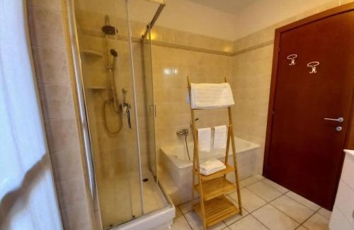 Ferrere Apartment | Exceptional Appartamento OttoArchi: Family-Friendly Retreat
