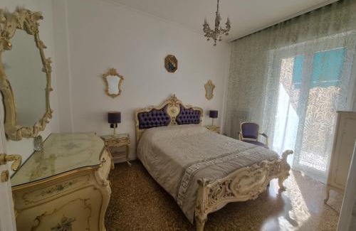 Pegli Apartment | Guest Rated 9/10: Appartamento Pegli for Family Getaways