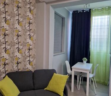 Cologno Monzese Apartment | Charming Appartamento Piccola Perla: Guest Rated 9.2/10