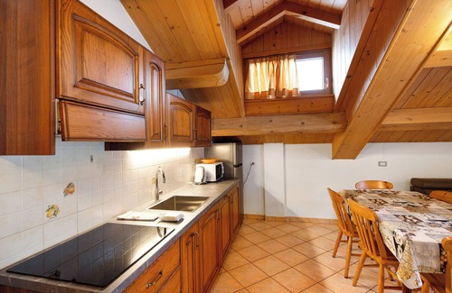 Livigno Apartment | Scenic Appartamento Piz Saliente with Garden and Wi-Fi