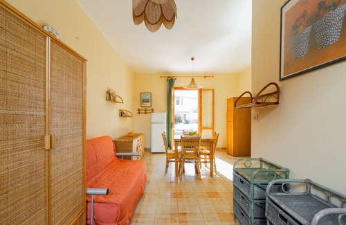 Rivabella Apartment | Pet-Friendly Appartamento Rivabella with Oceanfront Views