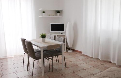 Negrar Apartment | Top-Rated Appartamento Rose e Tulipani for Families & Pets